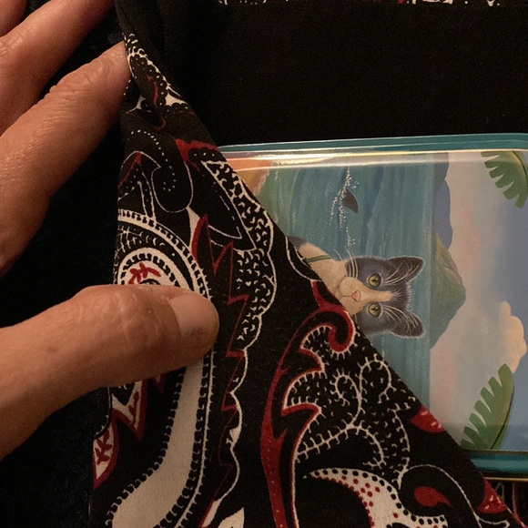 Susan Lawerence unique pattern top with wide black middle band L - Picture 10 of 10